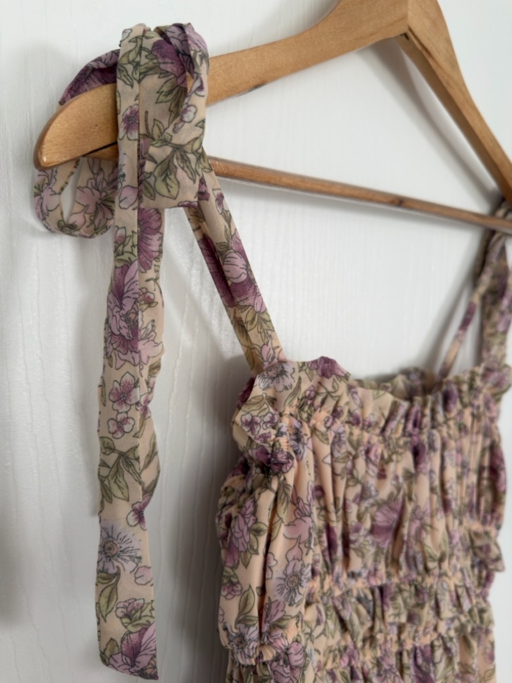 🌸 ASTR The Label Floral Maxi Dress XS Cottagecore Tie Strap Ruffle Boho - Picture 9 of 11